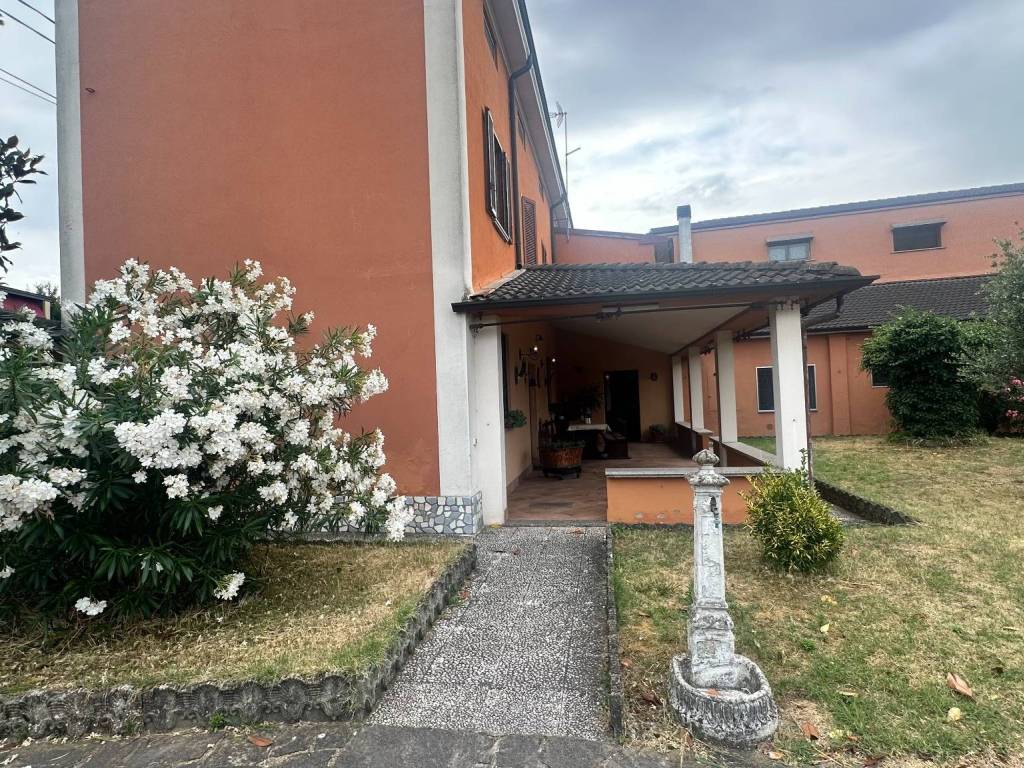 Casa indipendente a Grumello cremonese ed uniti in Via San Martino, 35 - Foto 5