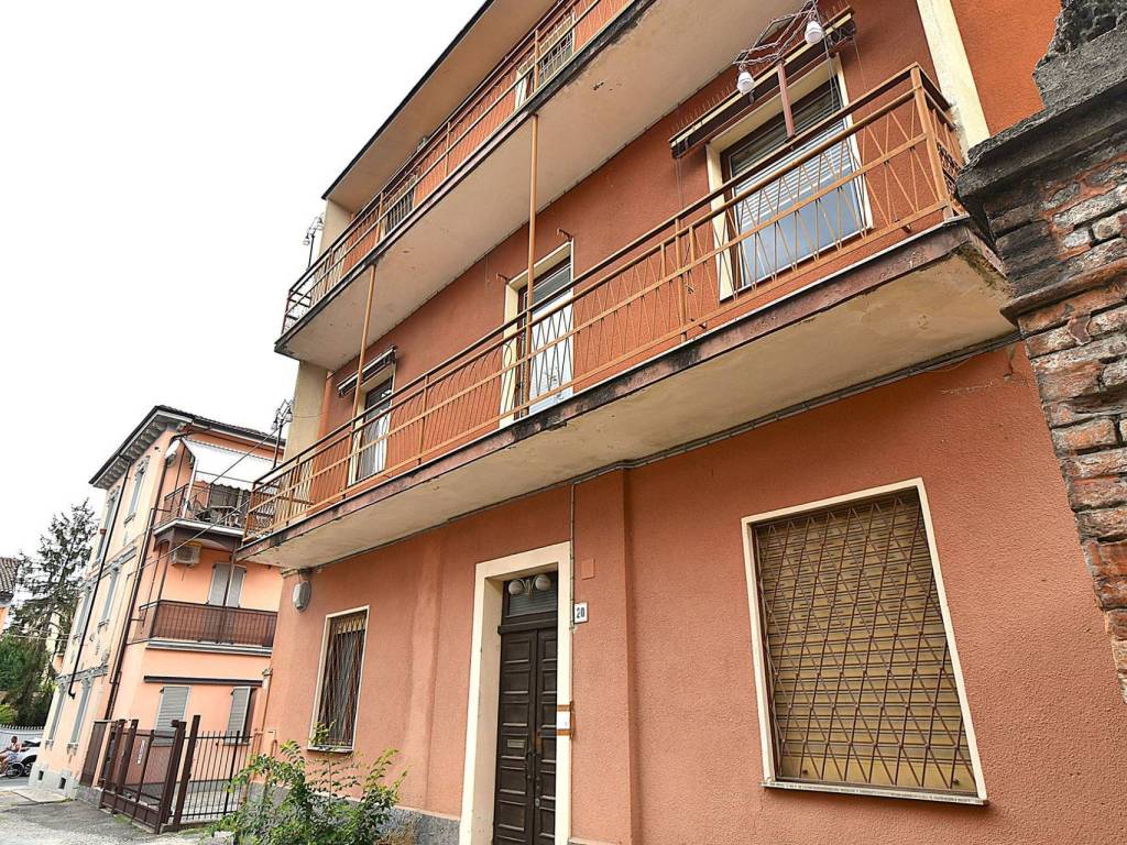 Casa indipendente a Voghera in Via Angelini, 20 - Foto 2