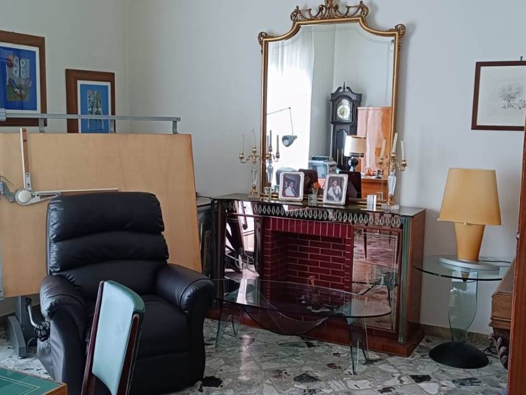Appartamento a Caltanissetta in Viale Trieste, 44 - Foto 3