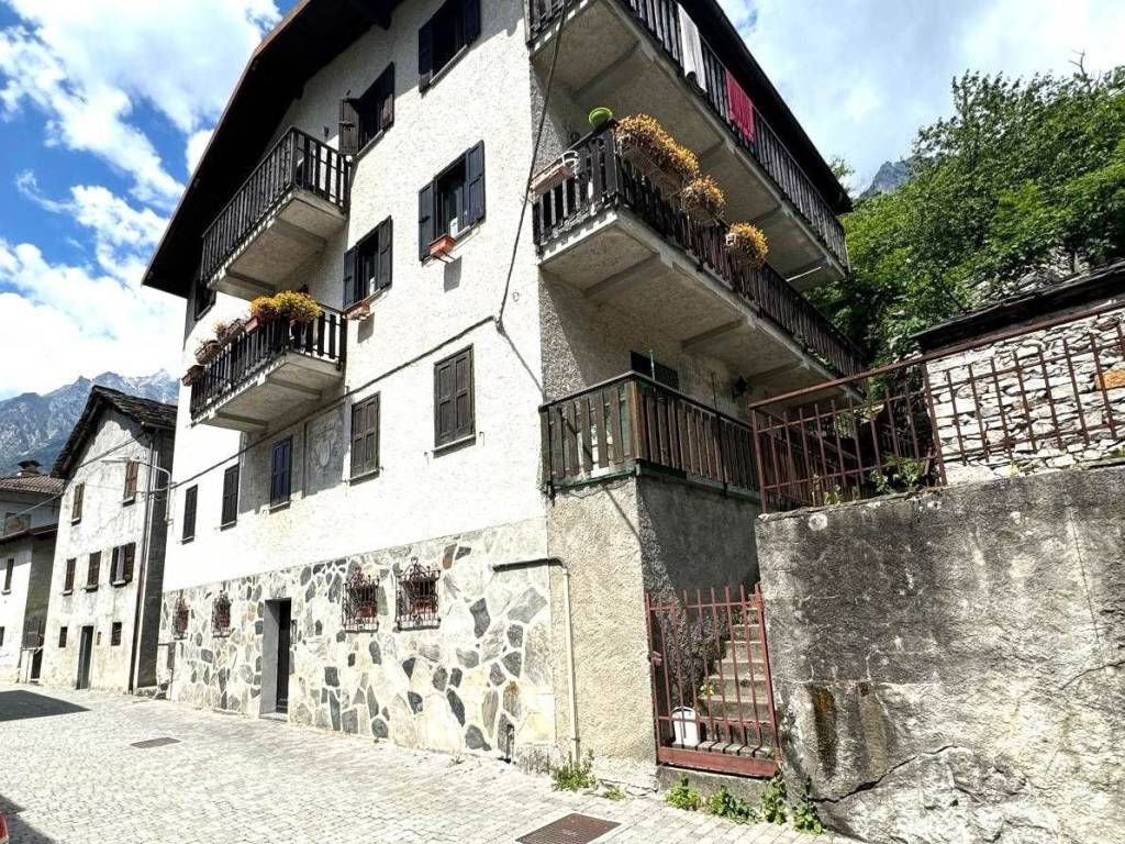 Appartamento a Piuro in Strada Vecchia - Foto 2