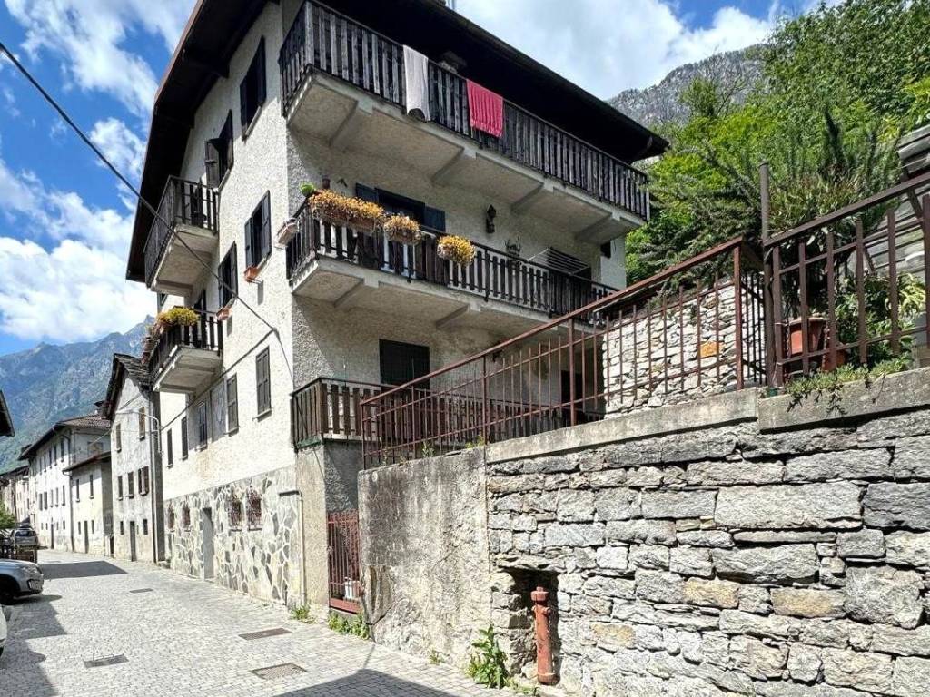 Appartamento a Piuro in Strada Vecchia - Foto 4