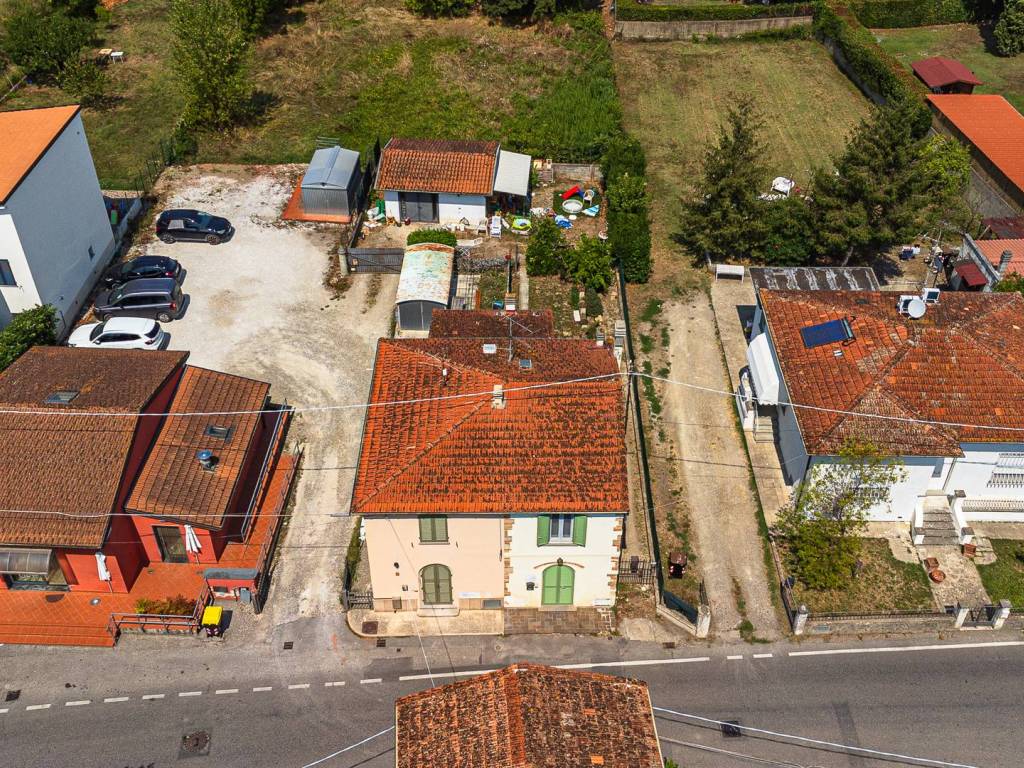 Villa a Quarrata in Via Vecchia Fiorentina II Tronco - Foto 4