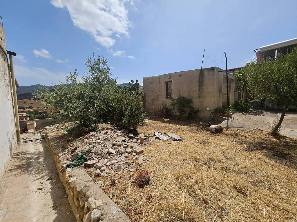 Villa a Sinnai in Via Su Portu - Foto 5