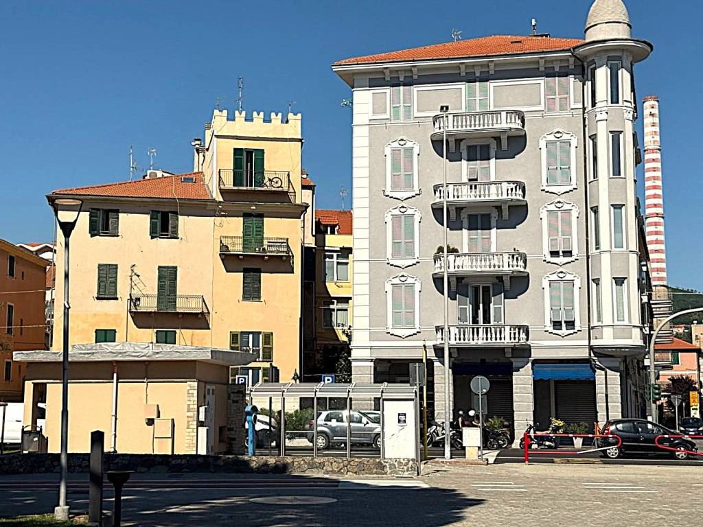 Immobile a Vado ligure in Via Aurelia, 132 - Foto 2