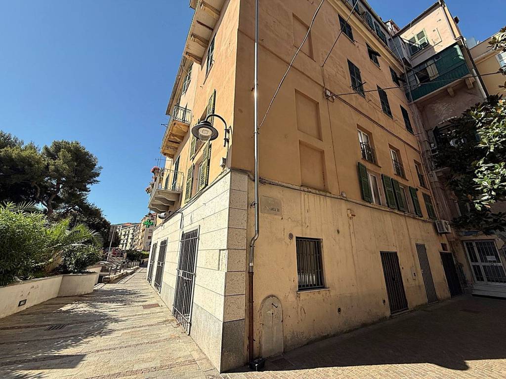 Immobile a Vado ligure in Via Aurelia, 132 - Foto 4