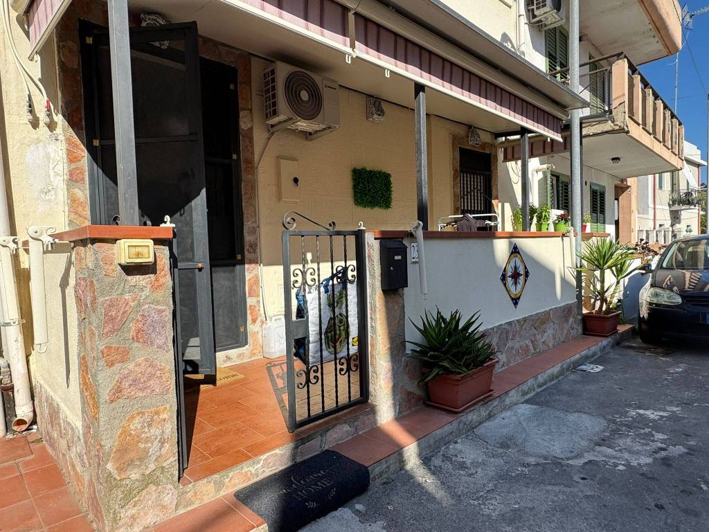 Casa indipendente a Messina in Via Canale, 21 - Foto 3