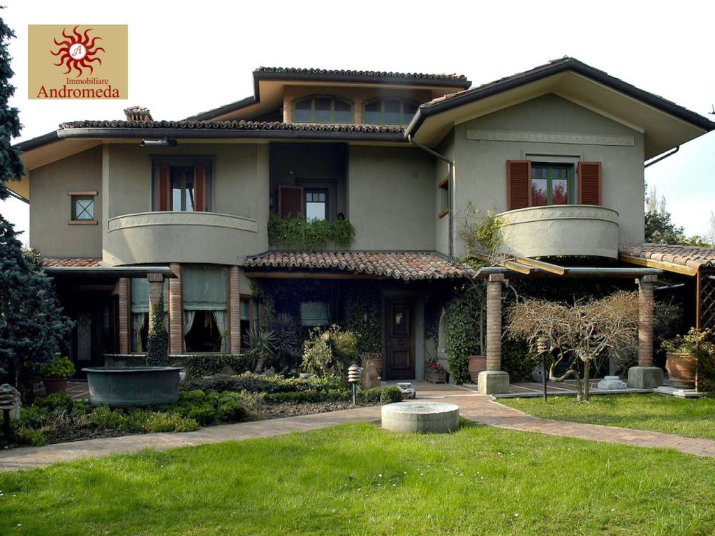 Villa a Forte dei marmi in Via della Barbiera - Foto 3