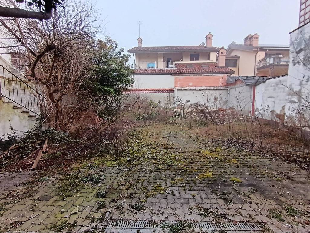 Casa indipendente a Savigliano in Via Pietro Ayres, 59 - Foto 3