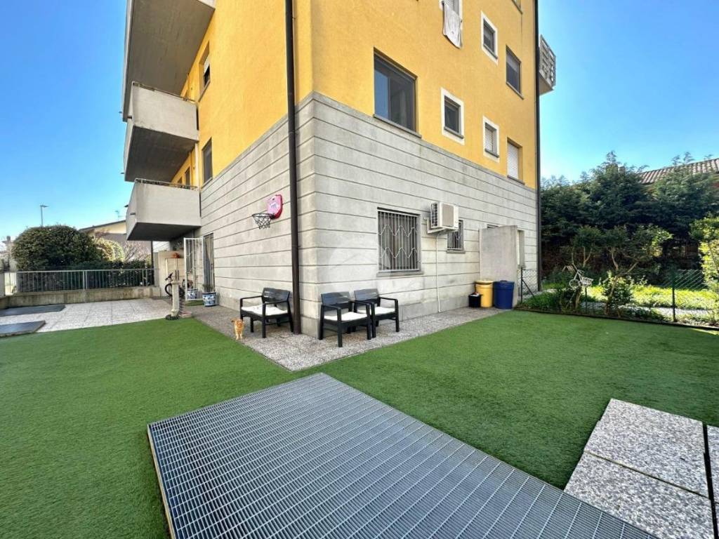 Appartamento a Grumello del monte in Via Beato Luigi Palazzolo - Foto 2