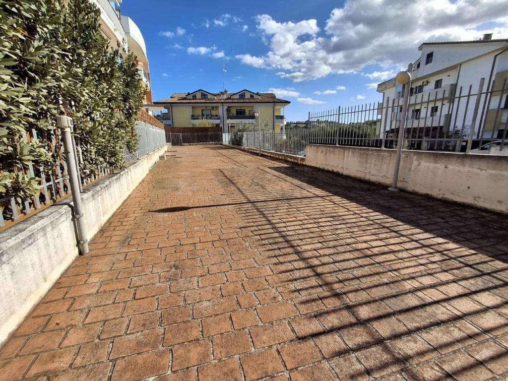 Palazzo / stabile a Termoli in Via Ticino - Foto 3