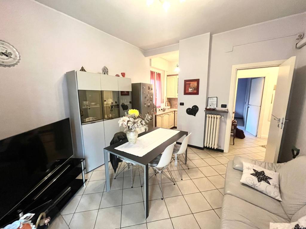 Appartamento a Vercelli in Via Custoza, 16 - Foto 2