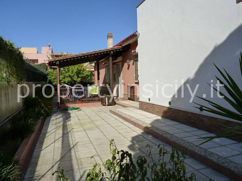 Villa a Siracusa in Via Giuseppe Bottaro, 20 - Foto 5