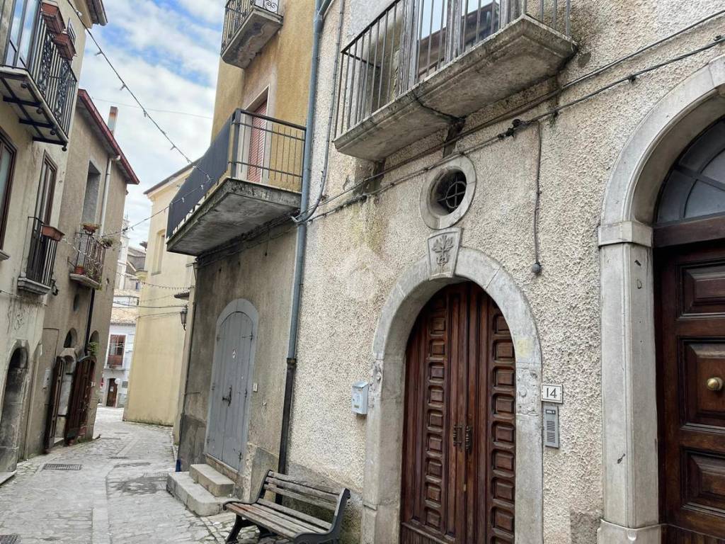 Casa indipendente a Castelvetere sul calore in VIA FRANCESCO DE SANCTIS - Foto 4