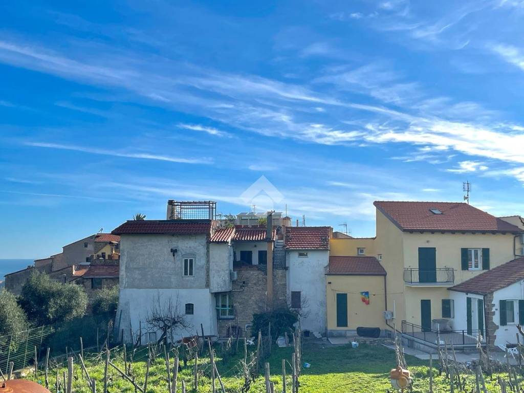 Rustico / casale a Imperia in Via Alfieri - Foto 3