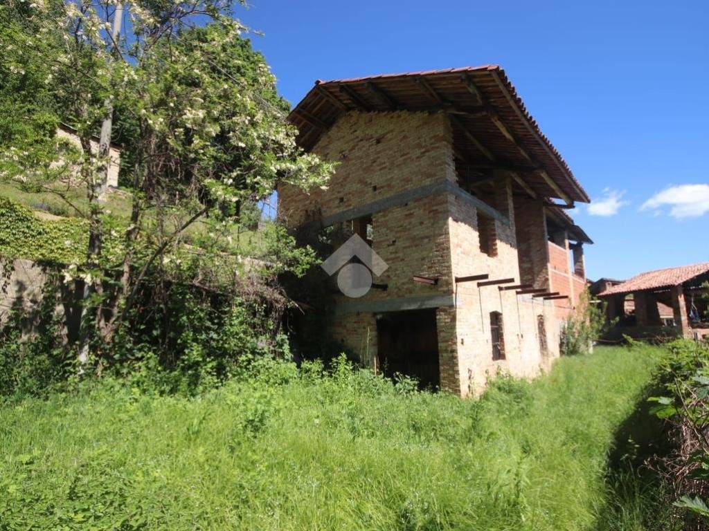 Rustico / casale a Lesegno in LOCALITA' MONGROSSO SOTTANO - Foto 4