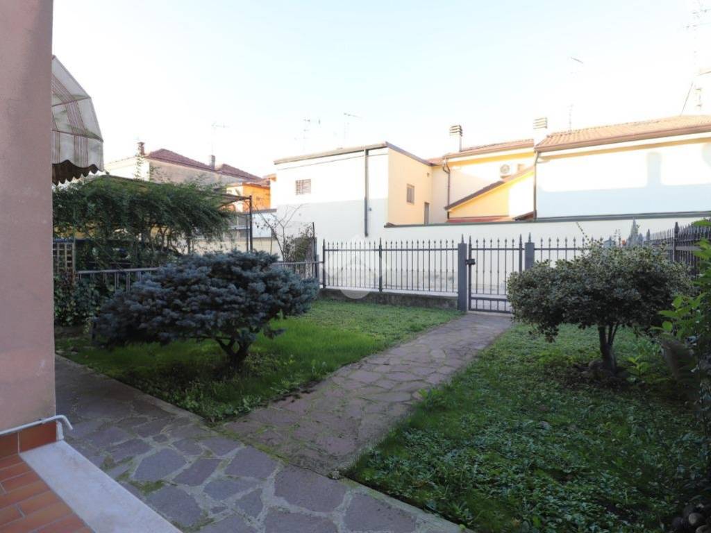 Villetta a schiera a Marmirolo in Via Unione Europea, 22 - Foto 3