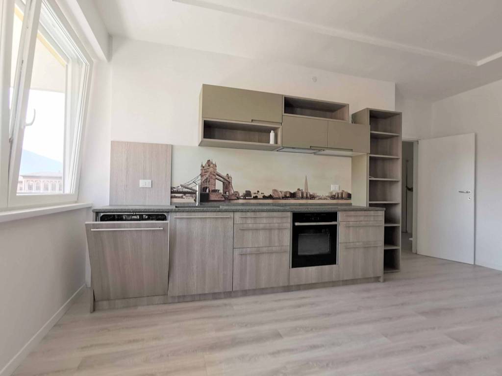 Appartamento a Trento in Via Antonio Rosmini, 16 - Foto 3