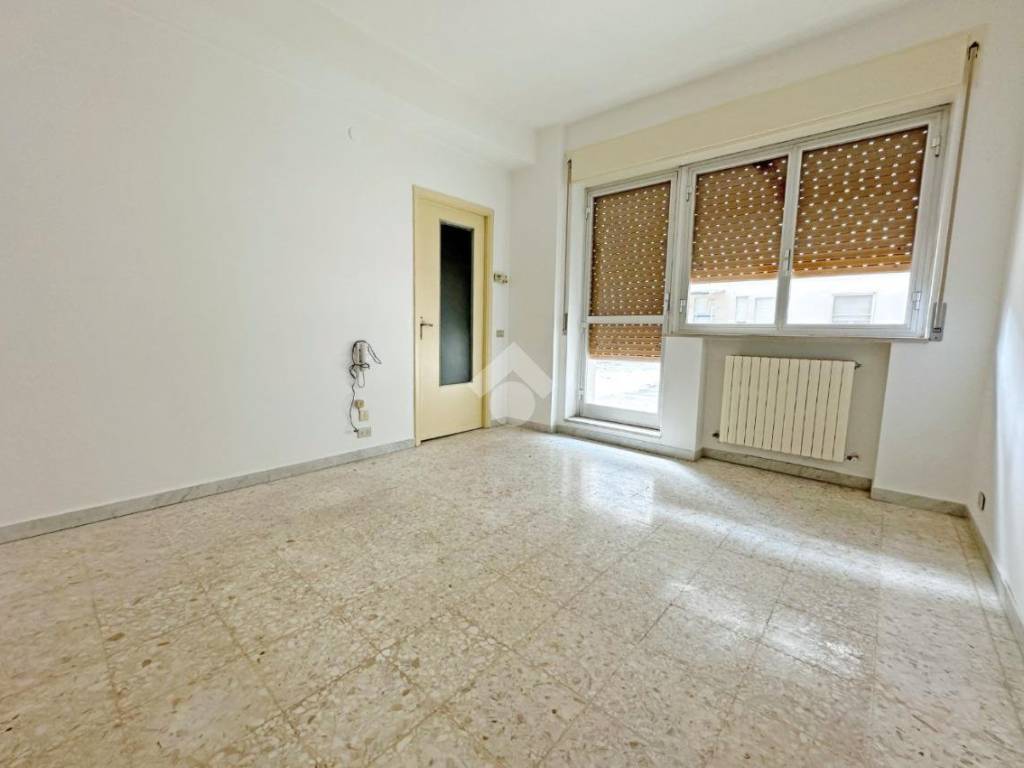 Appartamento a Foggia in Viale G. di Vittorio, 64 - Foto 3