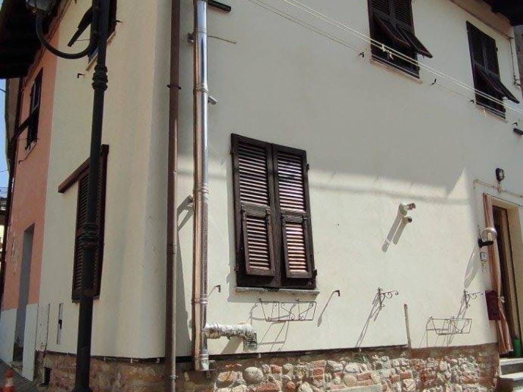 Casa indipendente a Carezzano in Via Cinque Martiri, 39 - Foto 3