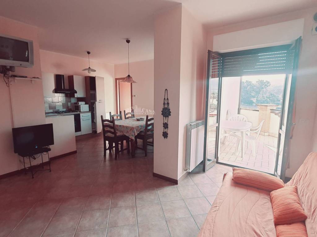 Appartamento a Campofilone in via gentile da fabriano, 9 - Foto 2