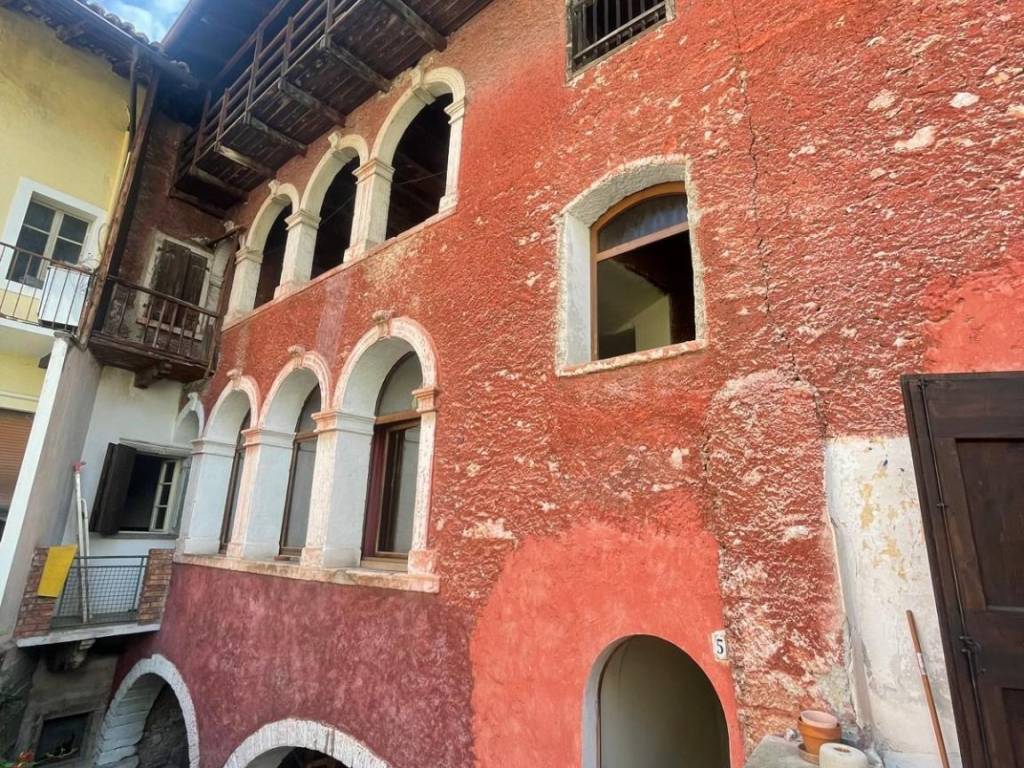 Palazzo / stabile a Dro in Via Montebello, 5 - Foto 2