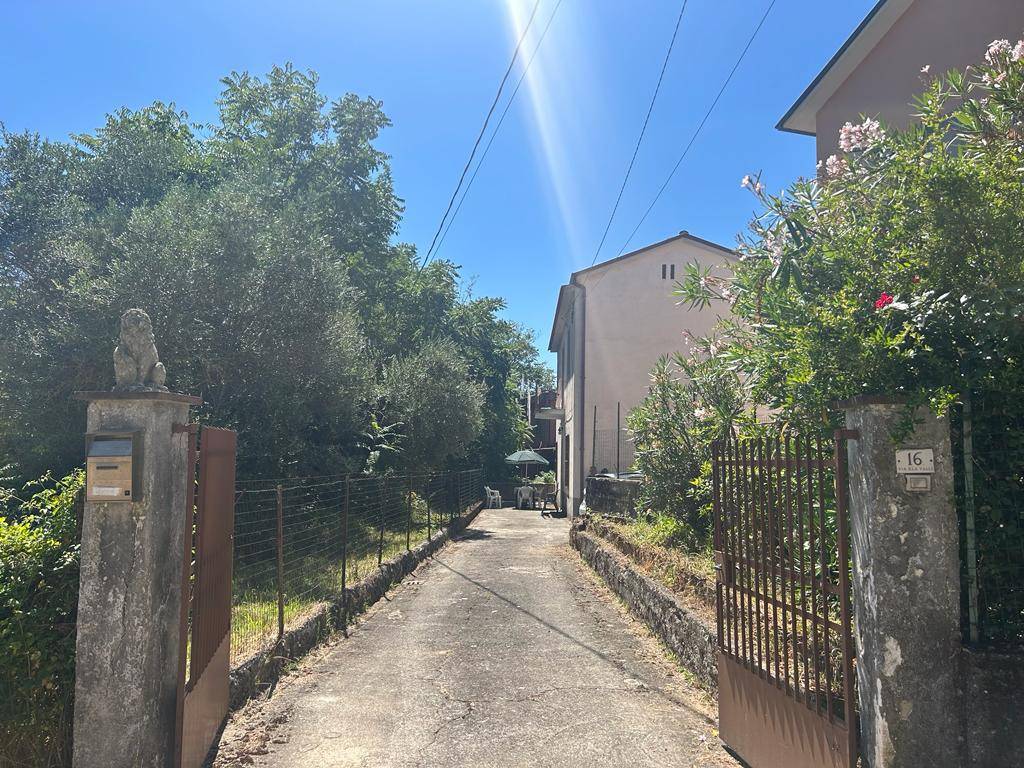 Casa indipendente a Sant'angelo a cupolo in Via della Valle - Foto 2