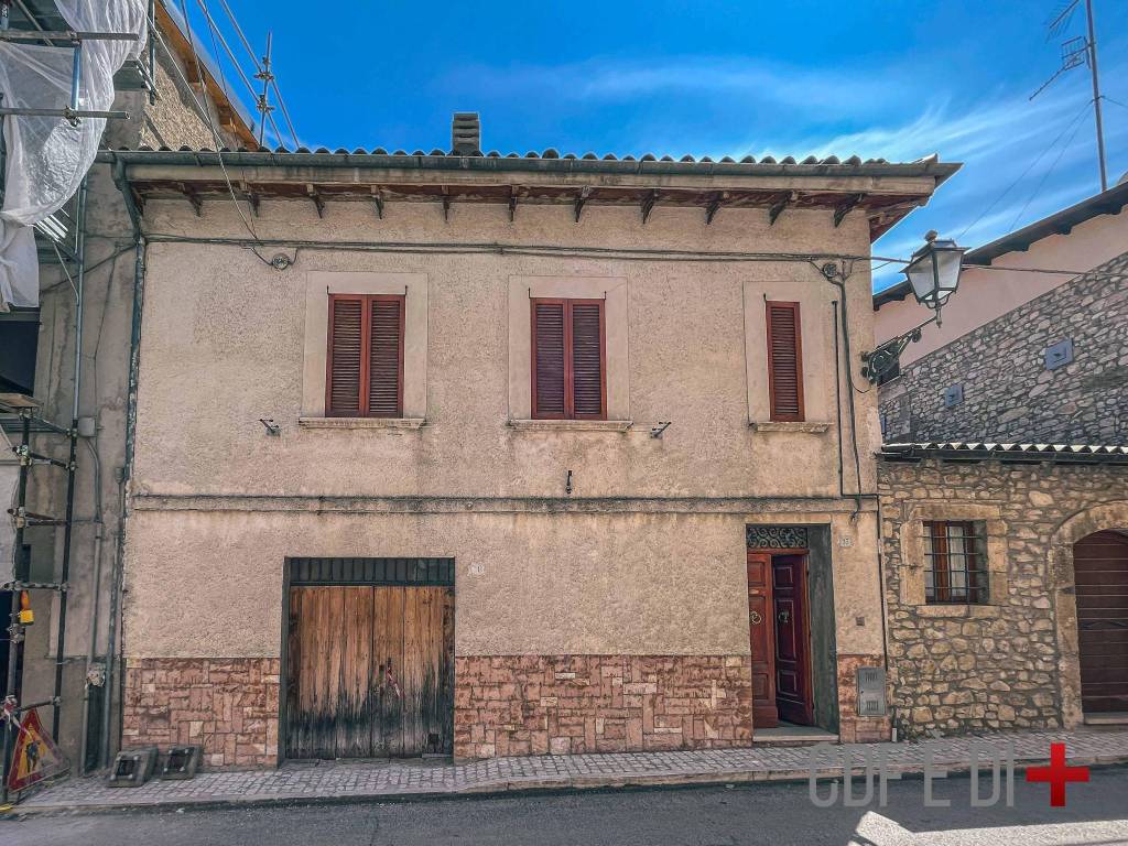 Appartamento a Leonessa in Via Mastrozzi - Foto 2