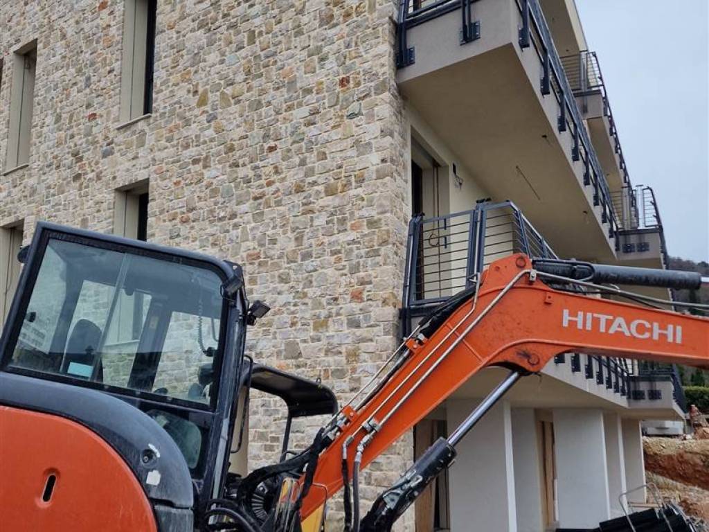 Appartamento a Torri del benaco in Via Bellini, 22 - Foto 2