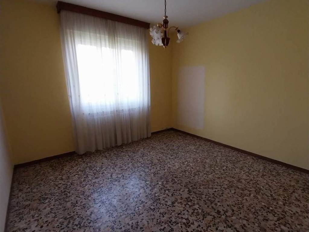 Casa indipendente a Mirandola in Via Valli, 87 - Foto 3