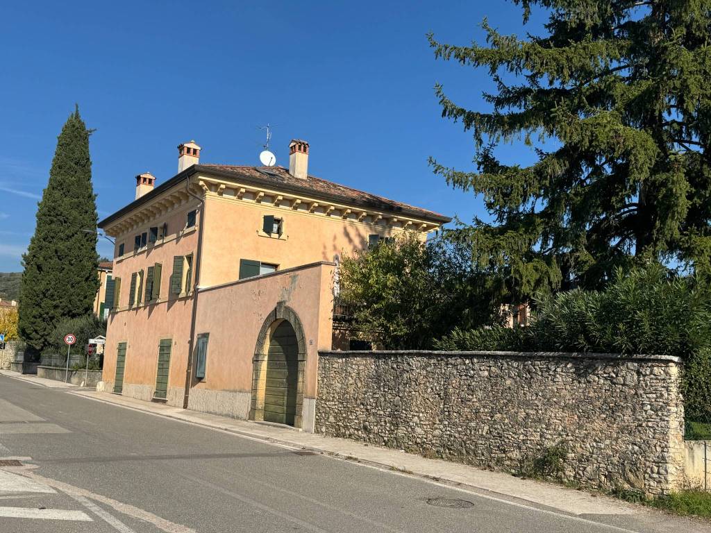 Palazzo / stabile a Fumane - Foto 5