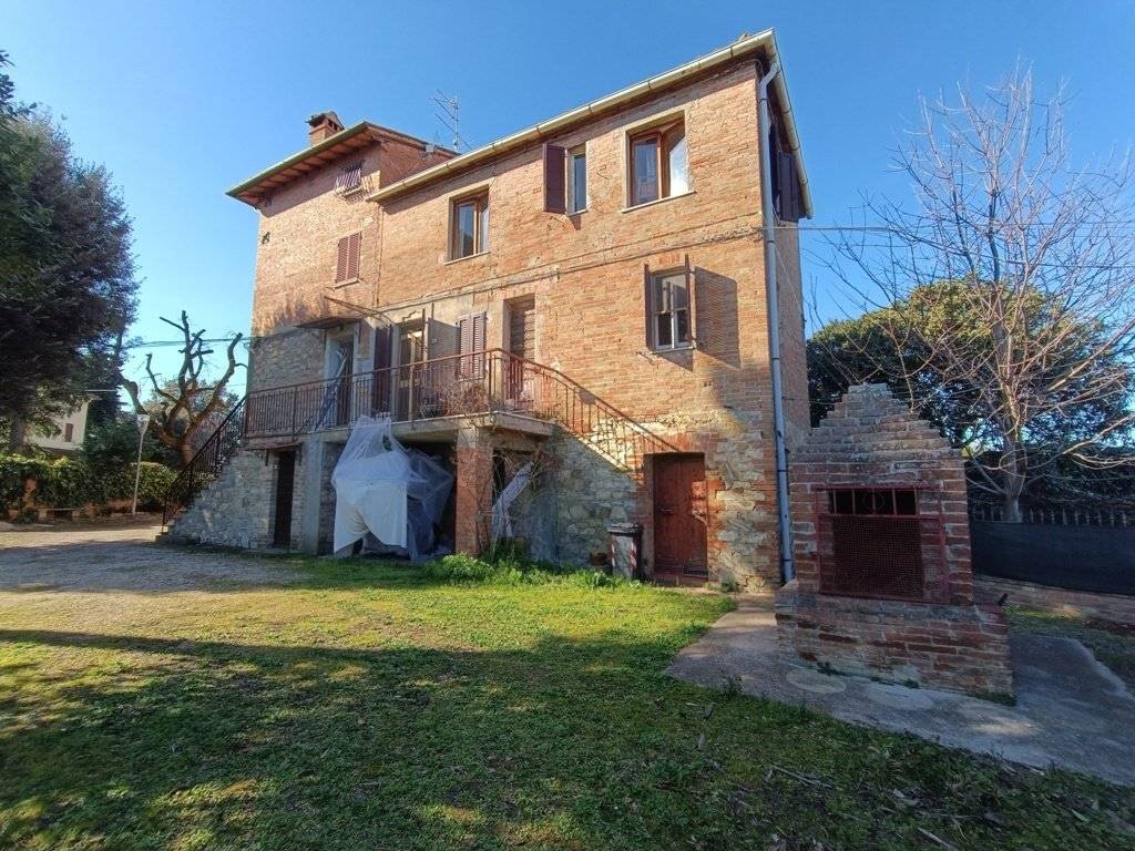 Casa indipendente a Castiglione del lago in Via Vecchia - Foto 2