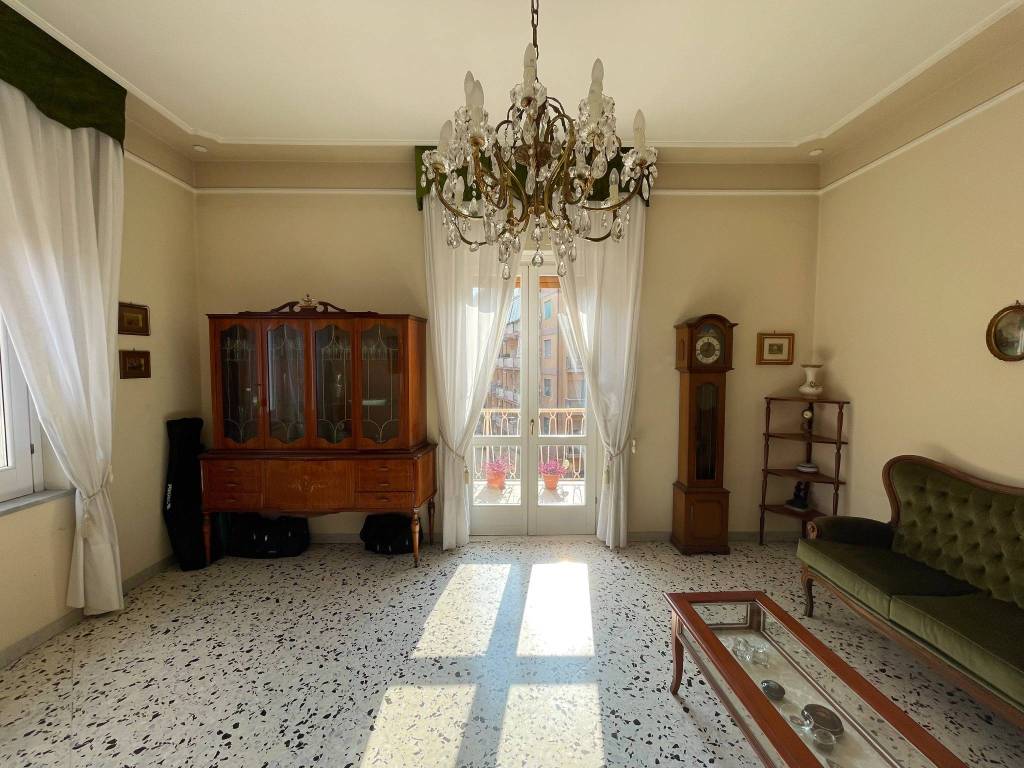 Appartamento a Avellino in Via Giosuè Carducci, 62 - Foto 4