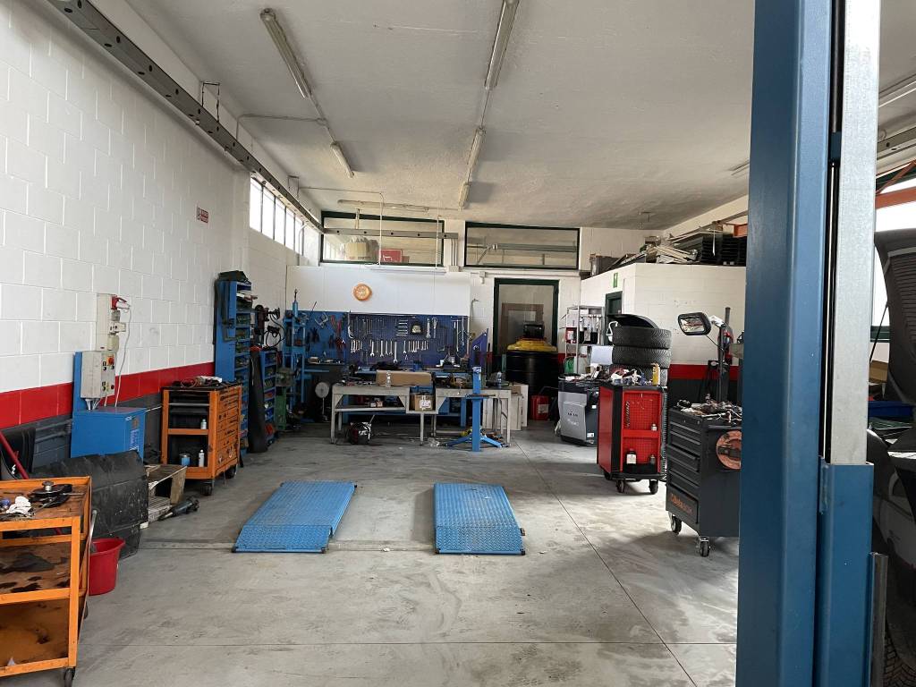 Immobile a Sesto calende in Via Montello - Foto 5