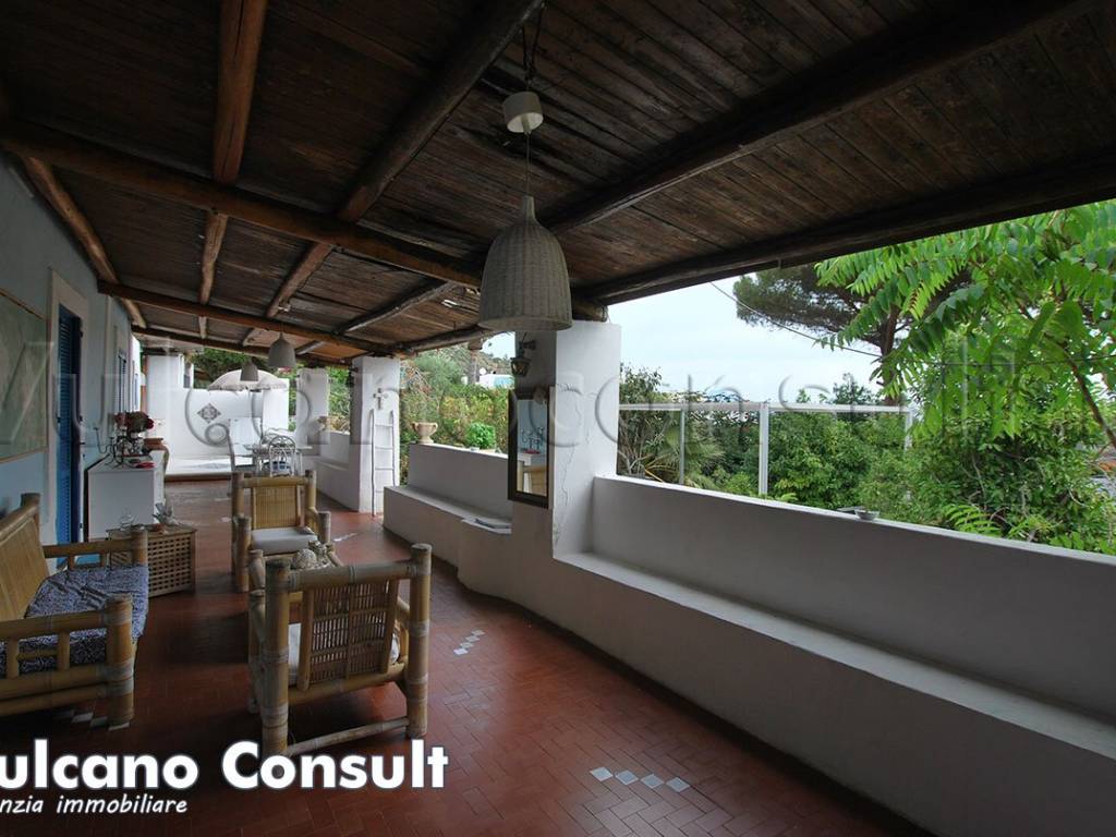 Villa a Lipari in Strada Comunale Falcuna-Peppemaria - Foto 3