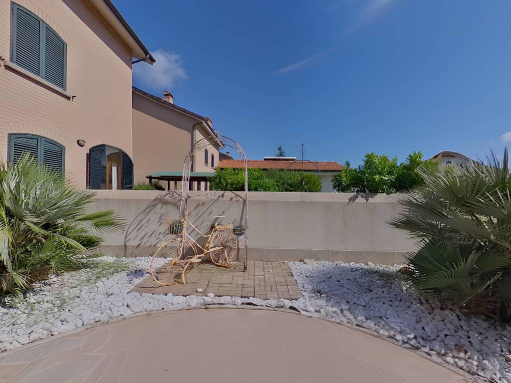 Villa a Rosignano marittimo in Via Robert Baden Powell, 32 - Foto 2