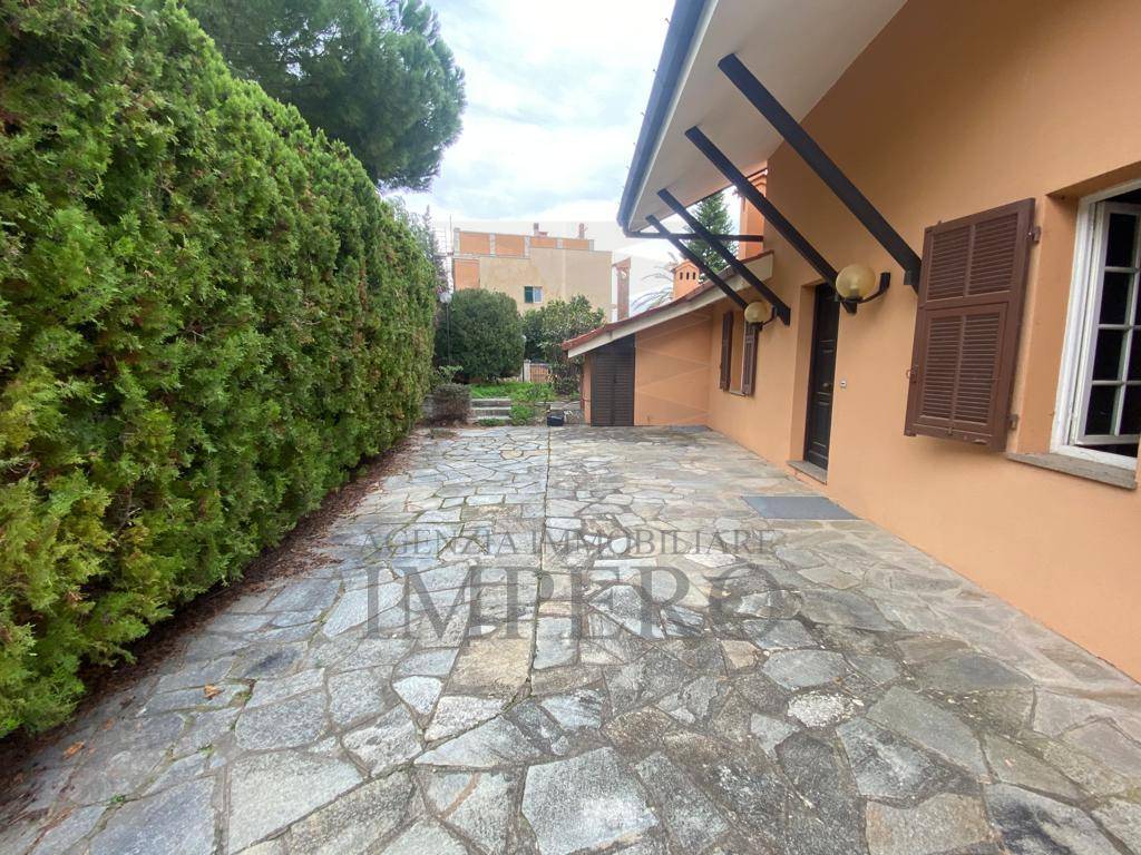 Villetta a schiera a Ventimiglia in Via alle Ville - Foto 2