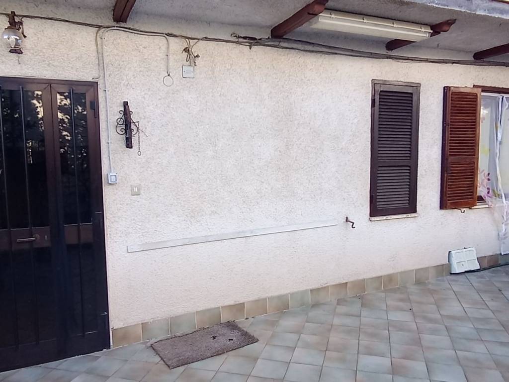 Villa a Torricella in sabina in Via Guglielmo Marconi, 2 - Foto 5