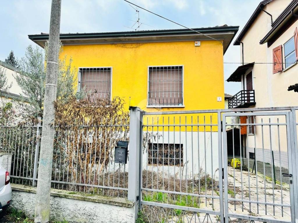 Villa a Voghera in Via Ponte Vecchio, 7 - Foto 2
