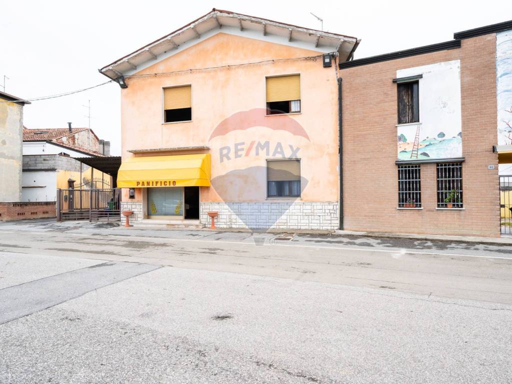 Casa indipendente a Viadana in via Argine Ceriana, 32 - Foto 3