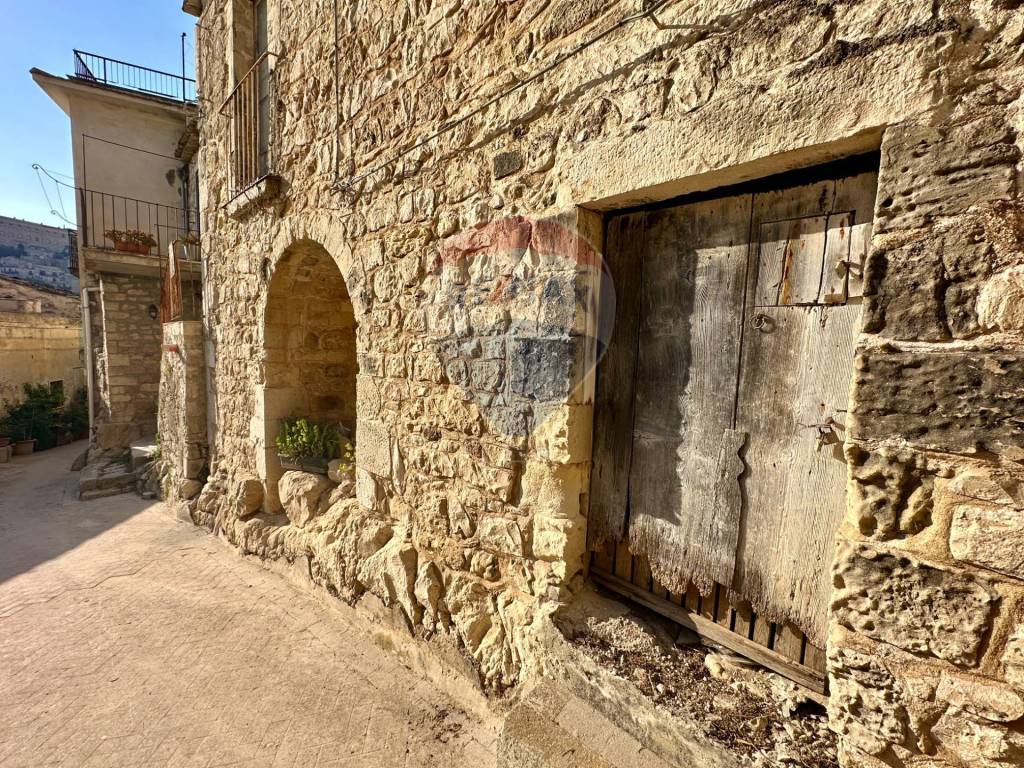 Casa indipendente a Modica in Via Scribano, 59 - Foto 3