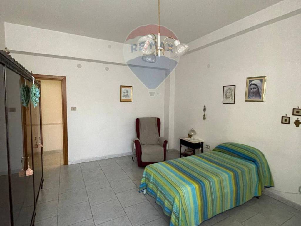 Appartamento a Carbonia in VIA IRMA BANDIERA, 2 - Foto 2