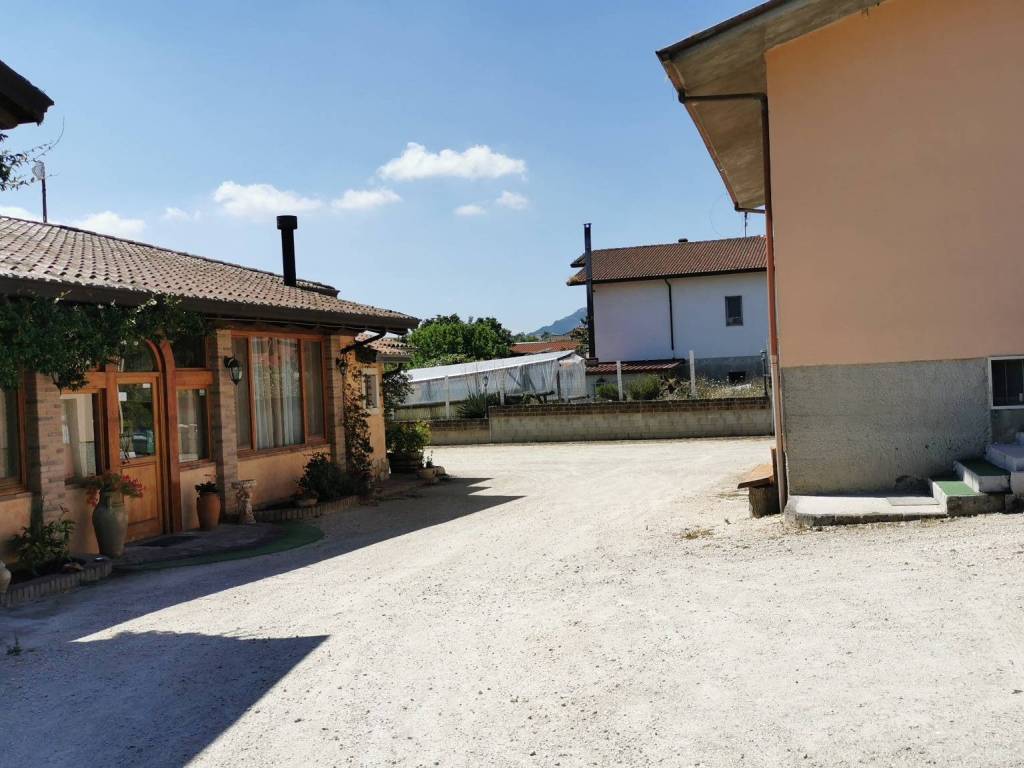 Villa a San giorgio del sannio in Via Cesine - Foto 3