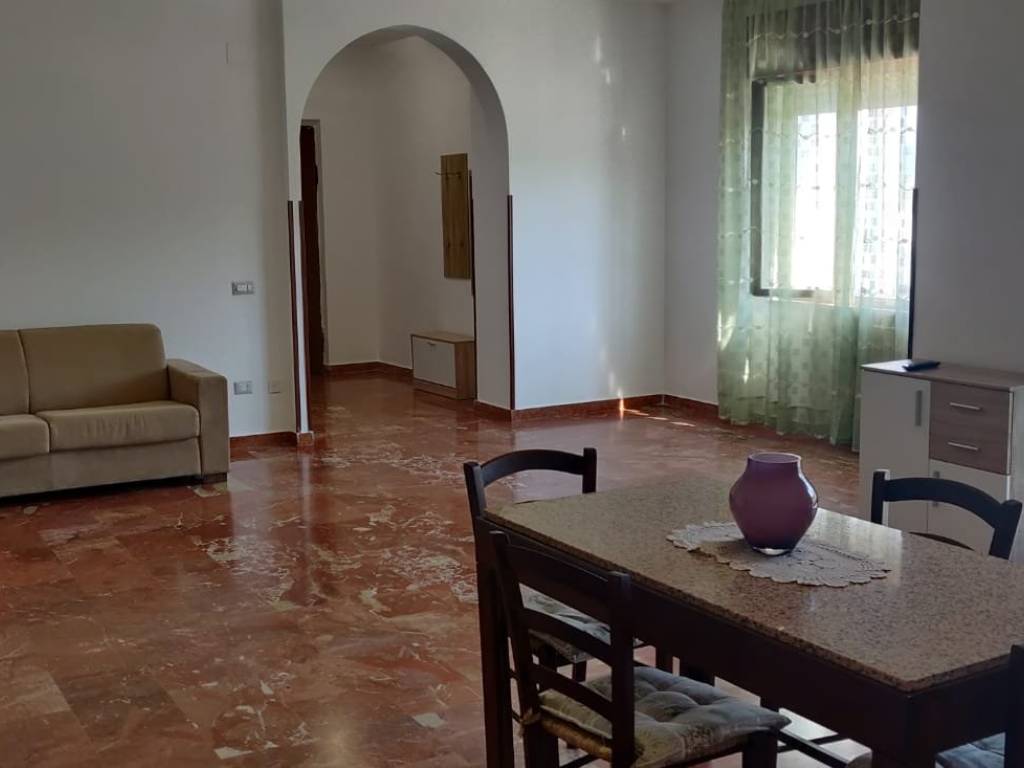 Appartamento a Davoli in Viale Cassiodoro - Foto 2