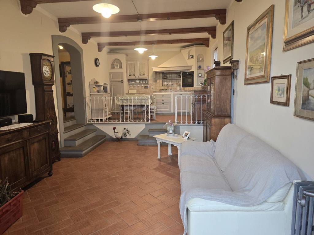 Villa a Serravalle pistoiese in Via S. Giusto, 31 - Foto 5