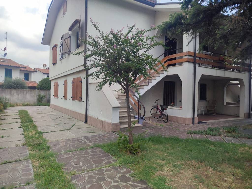 Villa a Bagnacavallo in Via Beltrami, 4 - Foto 2