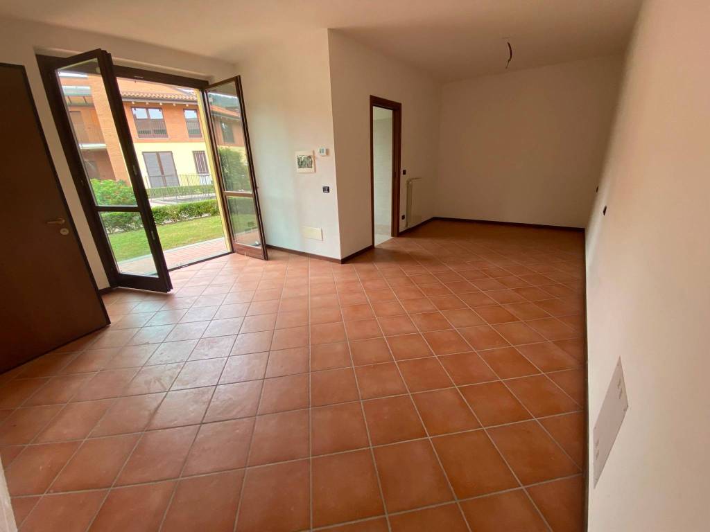 Appartamento a Comabbio in Via Sotto Campagna, 75 - Foto 2