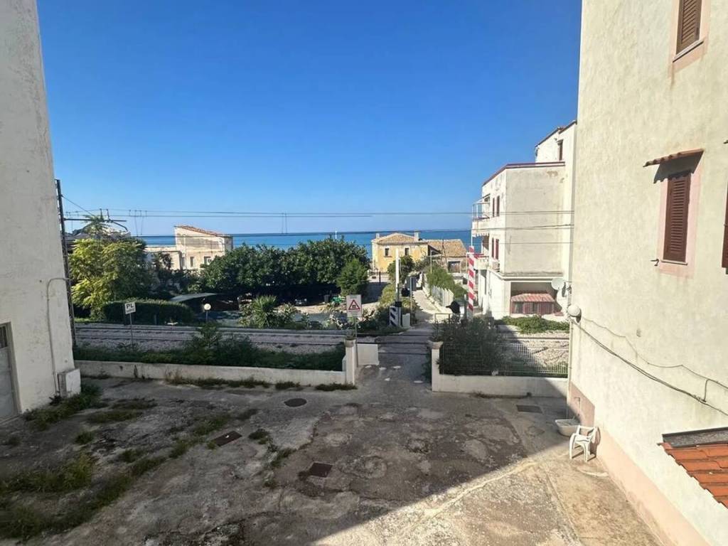 Appartamento a Vico del gargano in Lungomare Andrea Pazienza, 117 - Foto 4