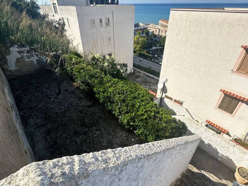 Appartamento a Vico del gargano in Lungomare Andrea Pazienza, 117 - Foto 5