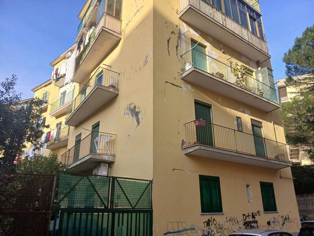 Appartamento a Salerno in Via Michele Pironti, 20 - Foto 2