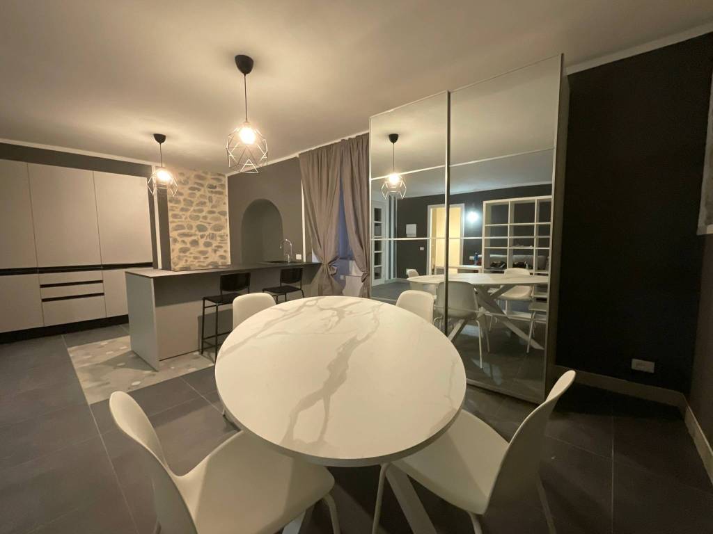 Appartamento a Cannobio in Via Paolo Zaccheo, 16 - Foto 4